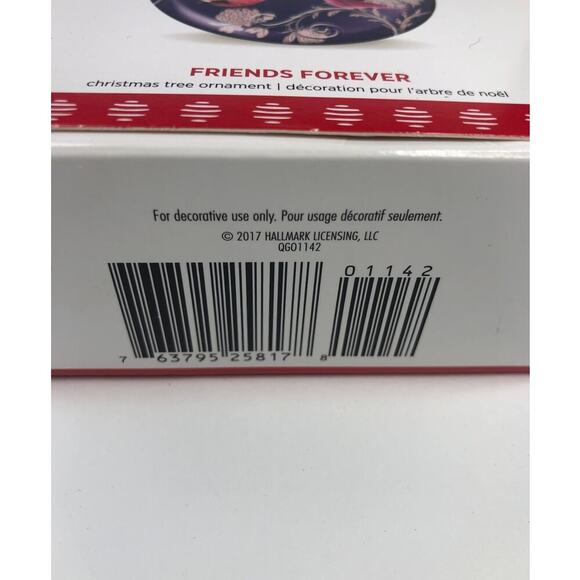 2017 Friends Forever Hallmark Ornament The Best Choices We Make Are Friends EUC - Picture 6 of 8